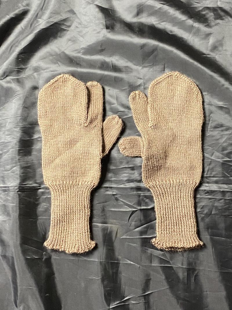 WW2 BRITISH WOOL WINTER TRIGGER GLOVES
