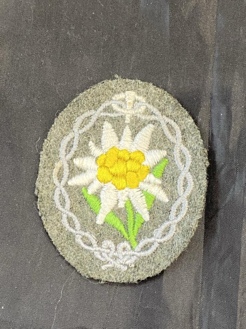 WW2 GERMAN ARMY EMBROIDERED EDELWEISS SLEEVE BADGE.