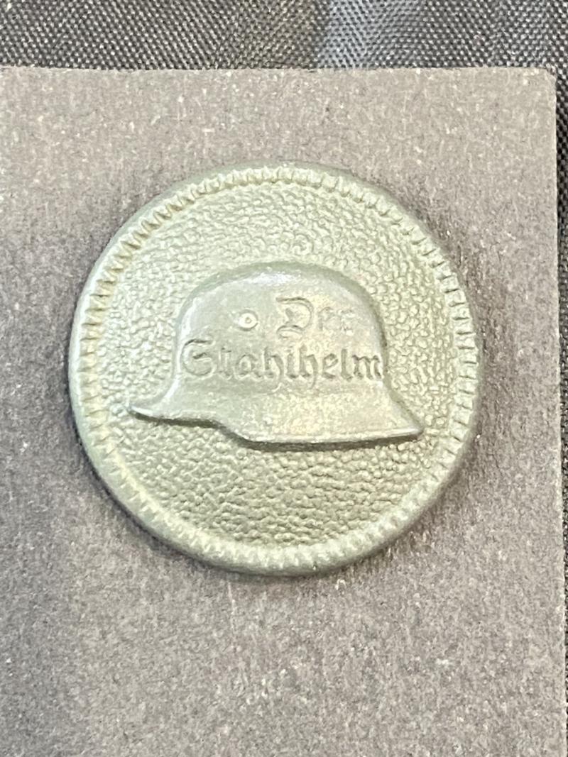 WW1 GERMAN DER STAHLHELM BUTTON