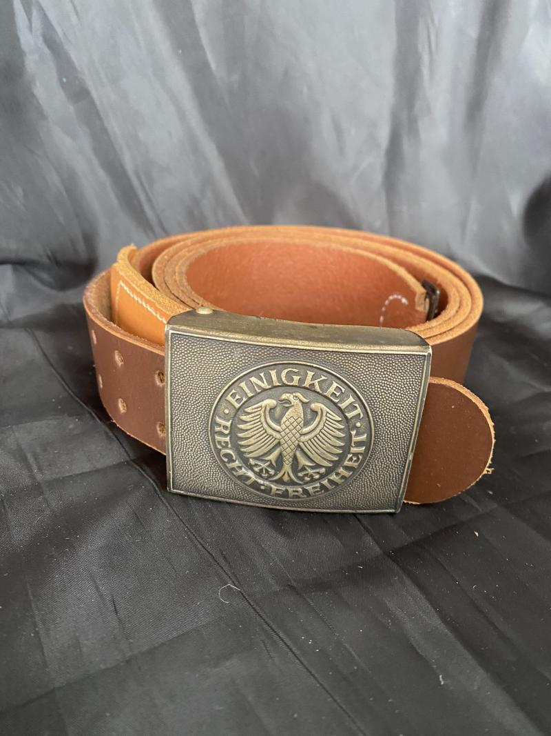 BUNDESWEHR BELT BUCKLE AND BELT