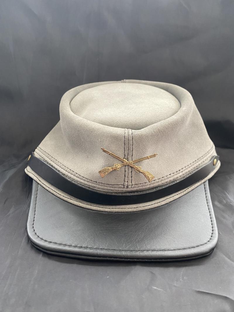 MODERN MADE U.S. CONFEDERATE LEATHER/SUEDE CAP