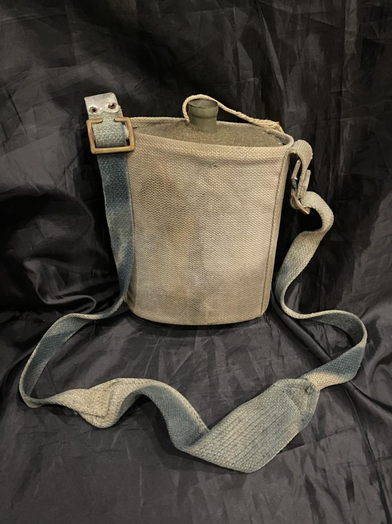 WW2 BRITISH MKVI WATER BOTTLE AND SLEEVE CARRIER