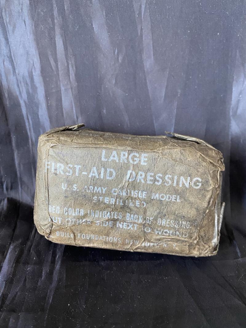 WW2 U.S. LARGE FIRST AID DRESSING