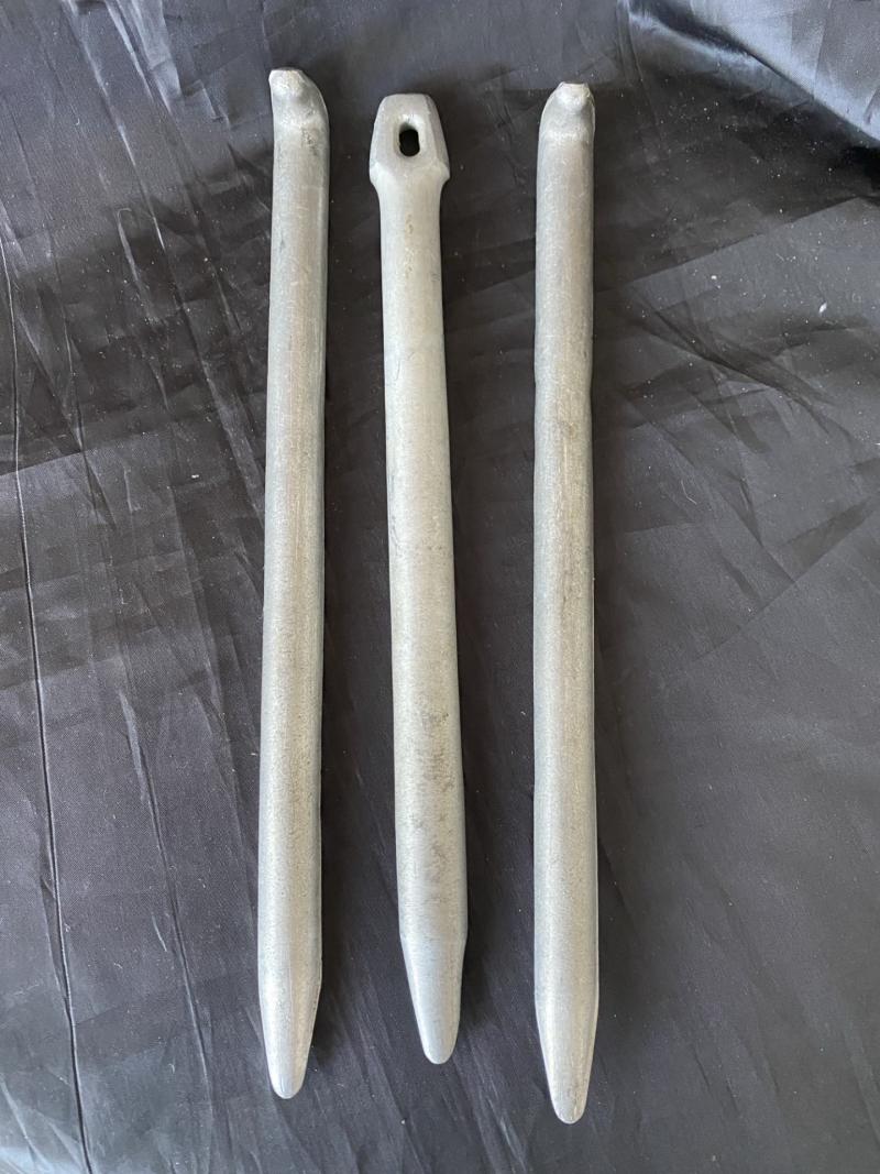 3 X WW2 GERMAN STEEL TENT PEGS