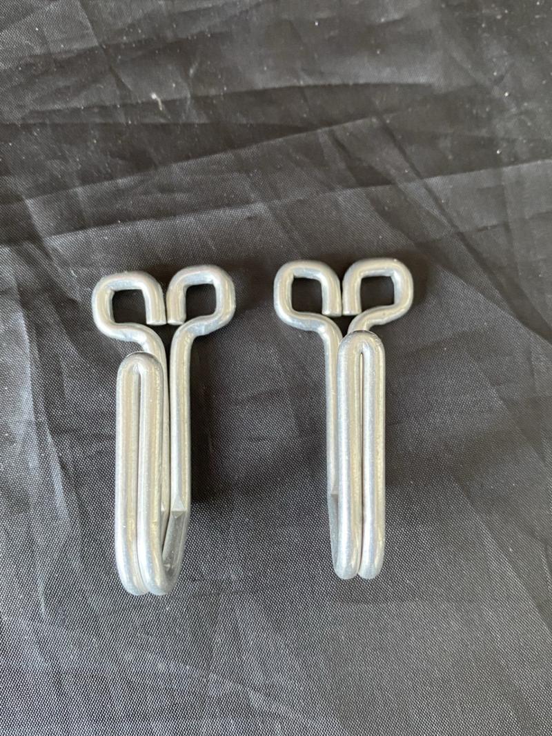 WW2 GERMAN TUNIC BELT HOOKS