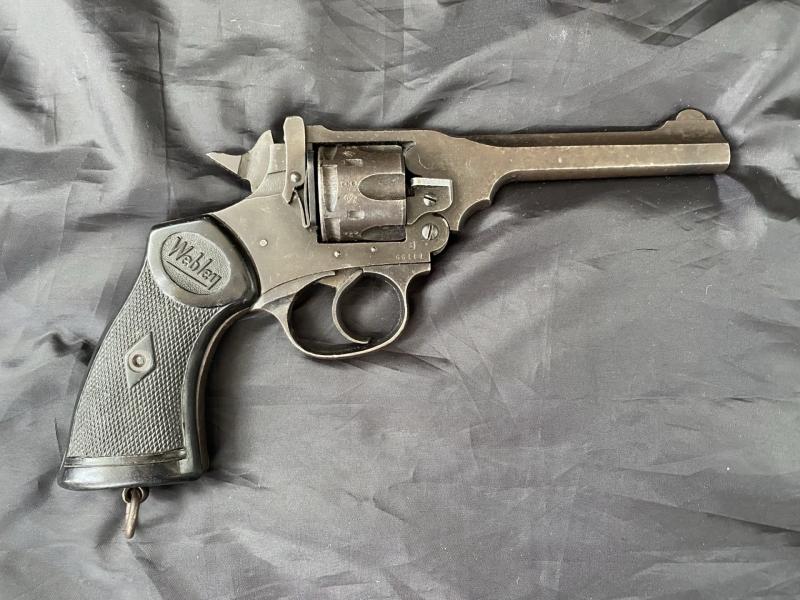 Chase Militaria | DEACTIVATED WEBLEY MK.IV .38 REVOLVER (UK DEACTIVATION)