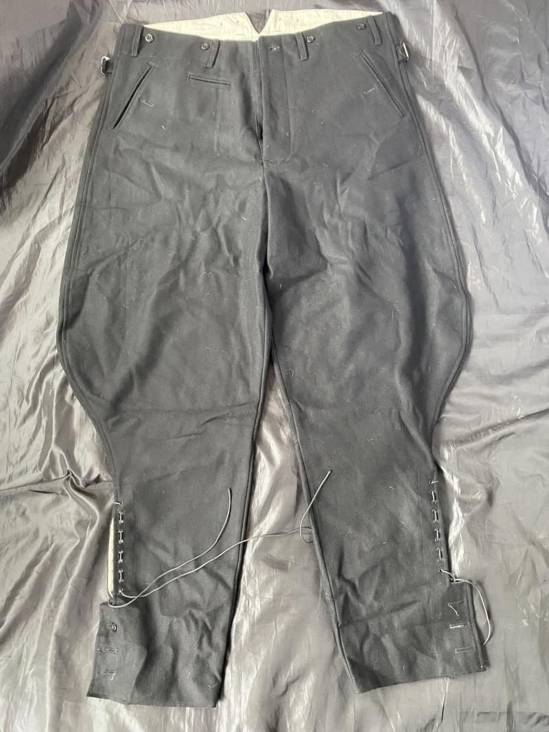 ÄREPRODUCTION WW2 GERMAN LEIBSTANDARTE `ADOLF HITLER` M32 OFFICER'S TROUSERS