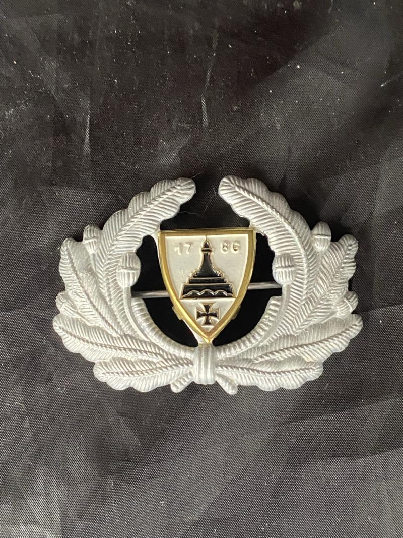 GERMAN KYFFHAUSER LEAGUE  KYFFHAUSERBUND VISOR CAP BADGE