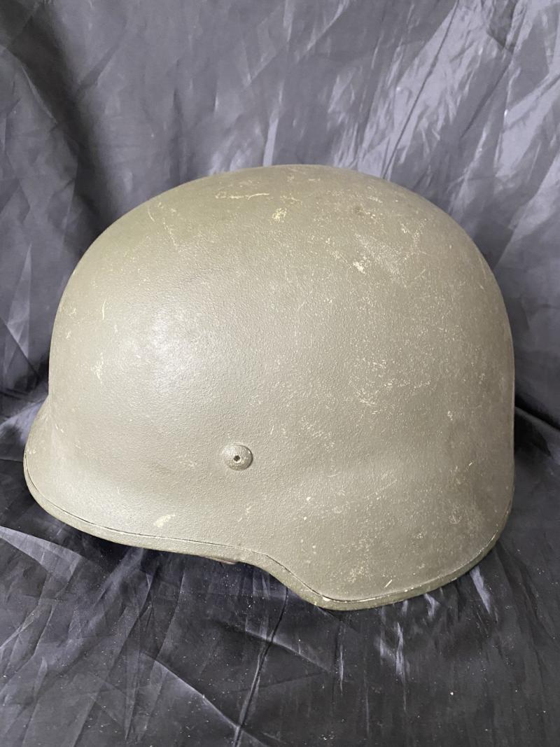 EXPERIMENTAL GERMAN M826 COMABAT HELMET (NAMED)