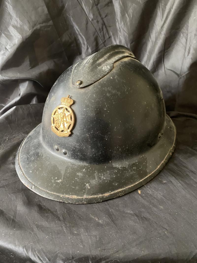 BELGIAN M1933 CIVIL DEFENCE HELMET