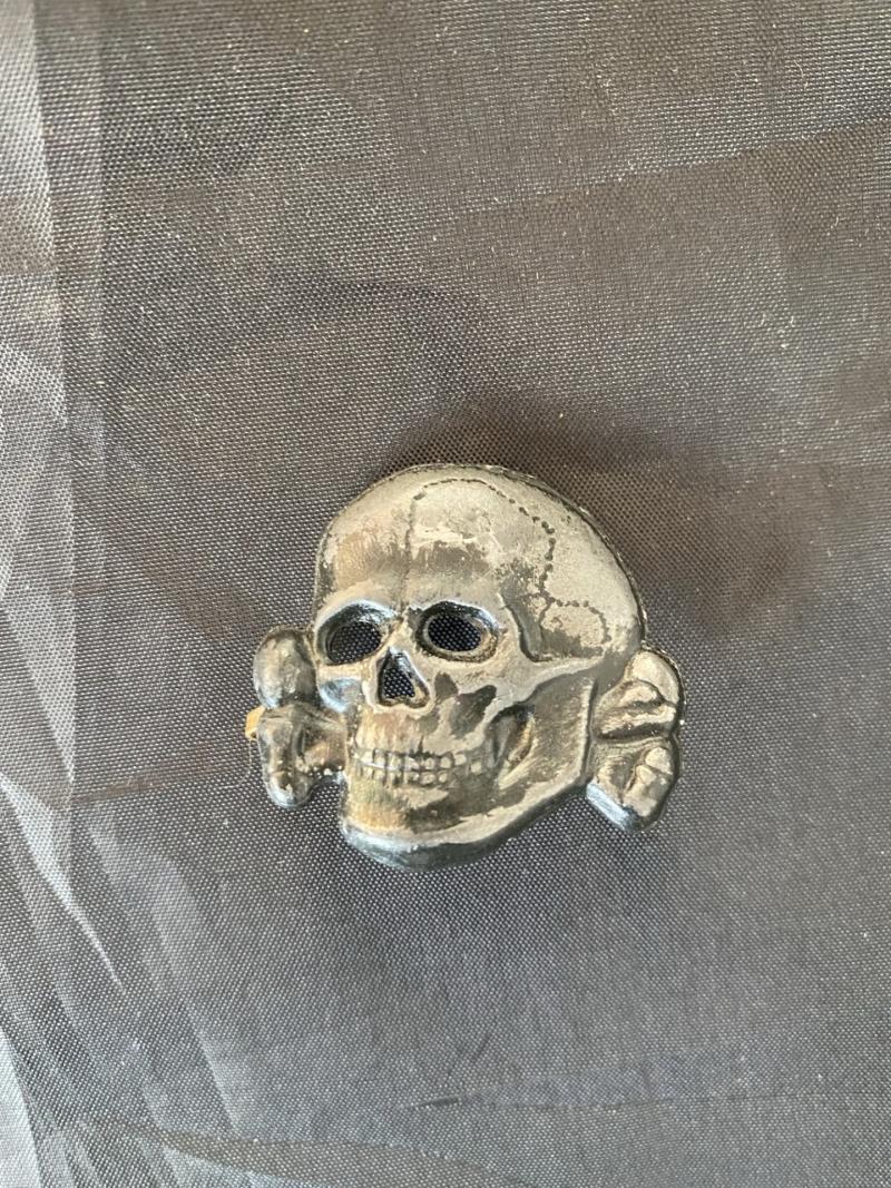 REPRODUCTION WW2 GERMAN SS CAP SKULL