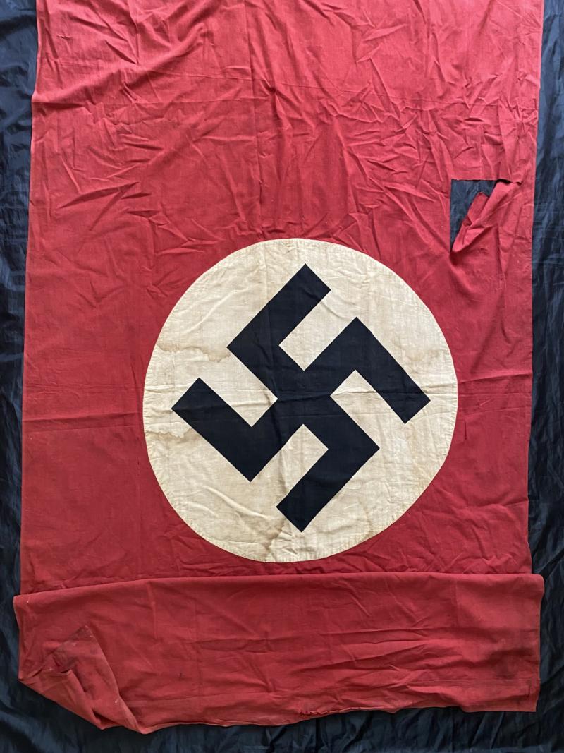 WW2 GERMAN NSDAP LARGE FLAG (285CM x 125CM)