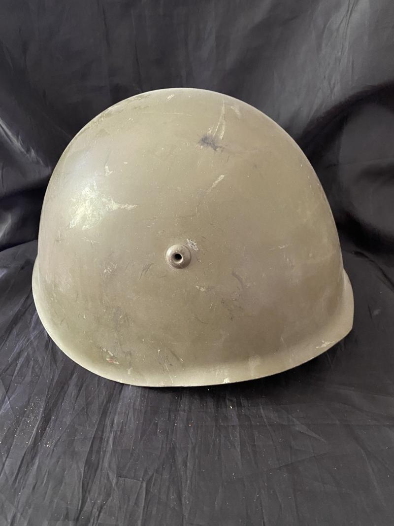 ITALIAN M1933/60 COMBAT HELMET