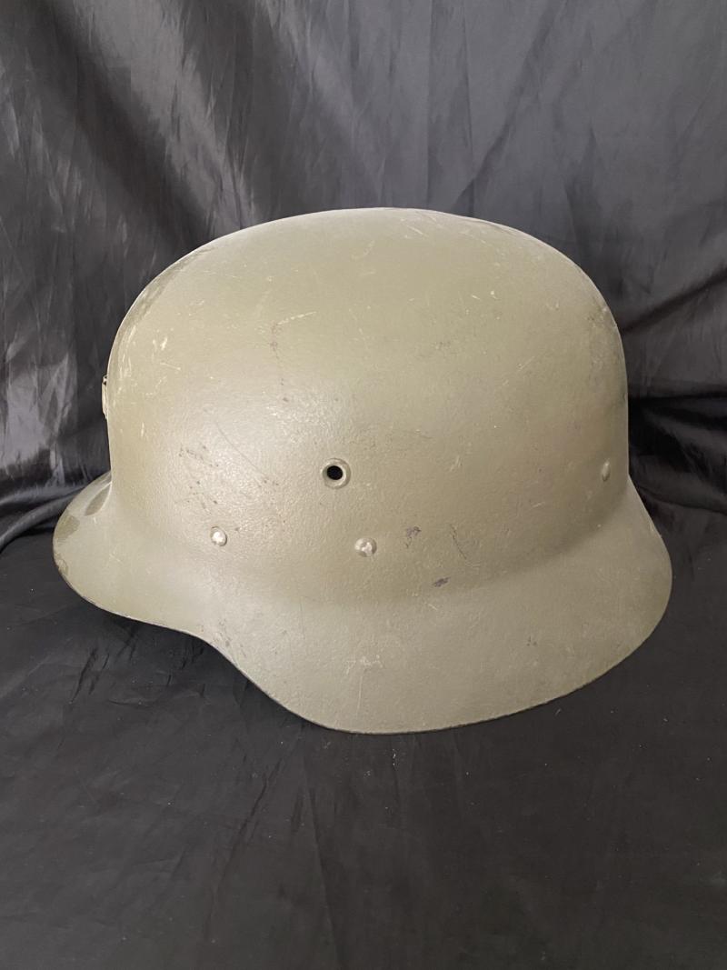 SPANISH M1942-M1979 HELMET