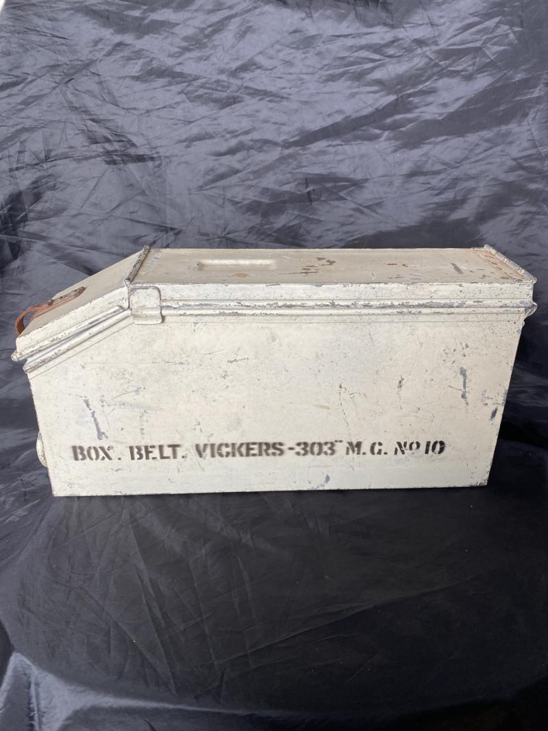 WW2 BRITISH VICKERS .303 AMMO TIN