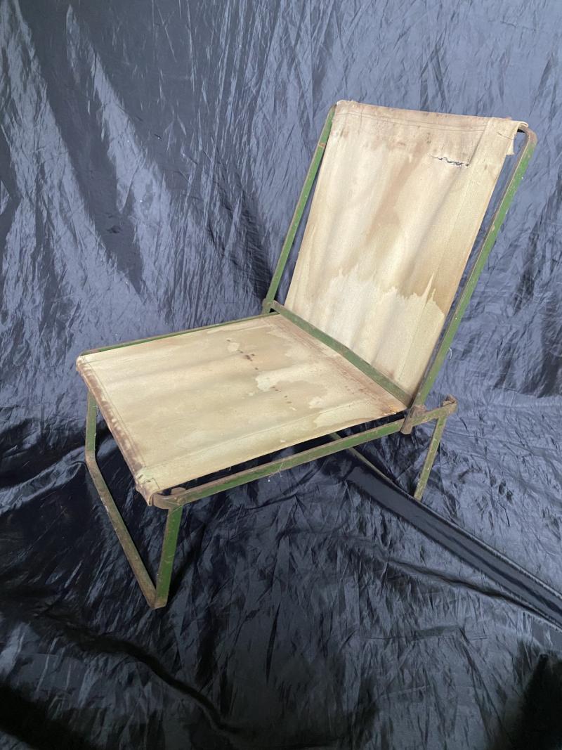 WW1/WW2 BRITISH OFFICER'S COLLAPSIBLE CHAIR