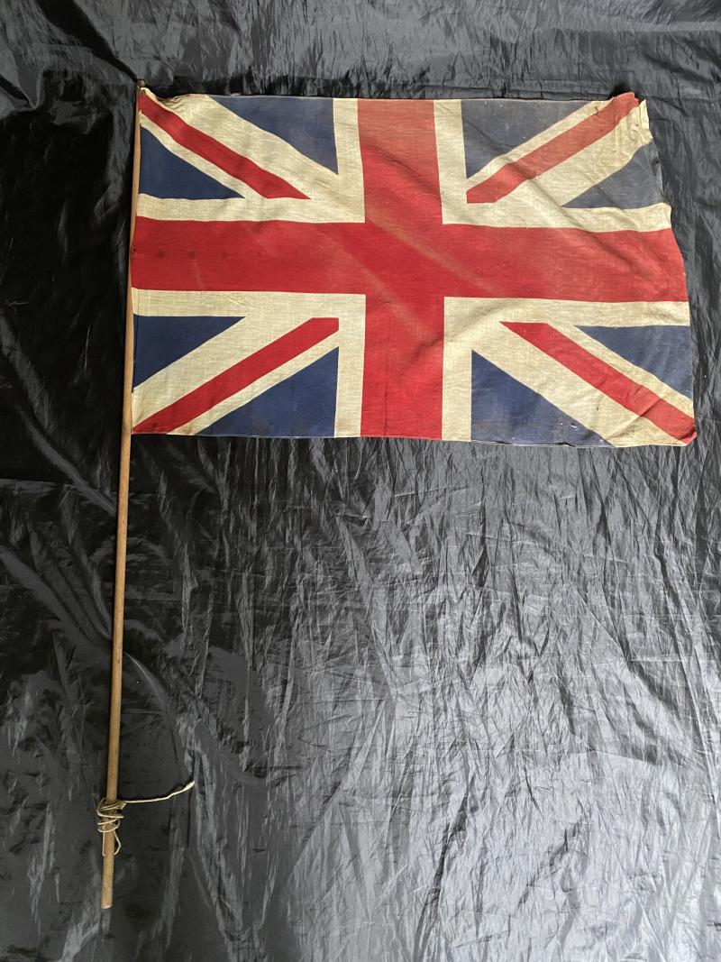 WW1 MILITARY UNION JACK FLAG ON POLE