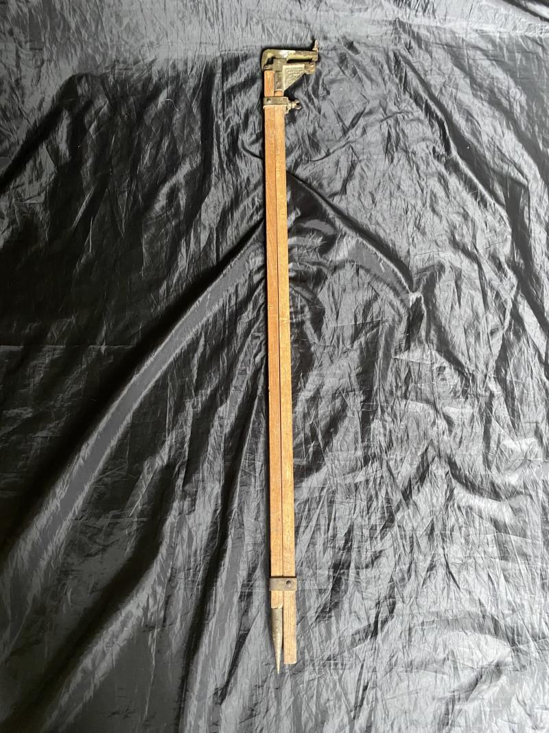 WW1 1918 JACOB STAFF AND FIELDGLASS SUPPORT MODEL