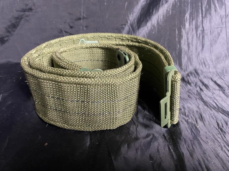 EAST GERMAN BELT