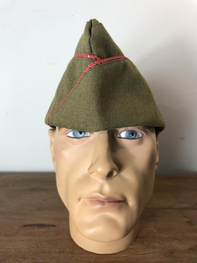 WW2 U.S. GARRISON CAP (ARTILLERY)