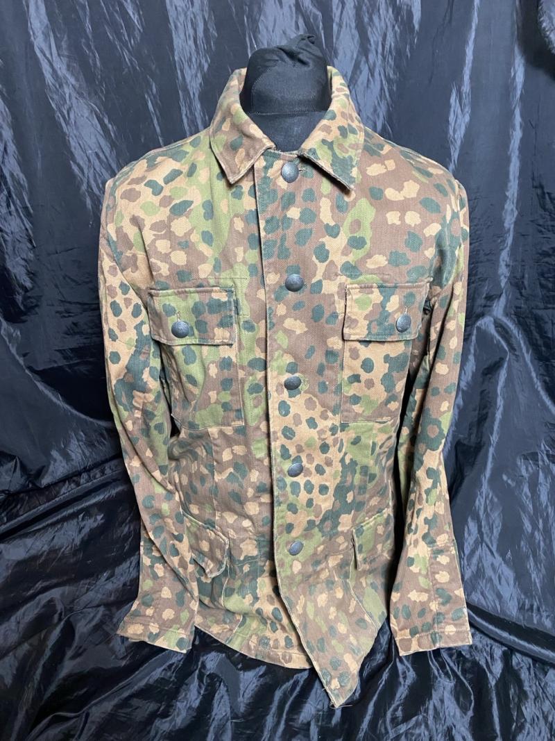 REPRODUCTION MIL-TEC WW2 GERMAN WAFFEN-SS PEA PATTERN CAMO HERRINGBONE JACKET