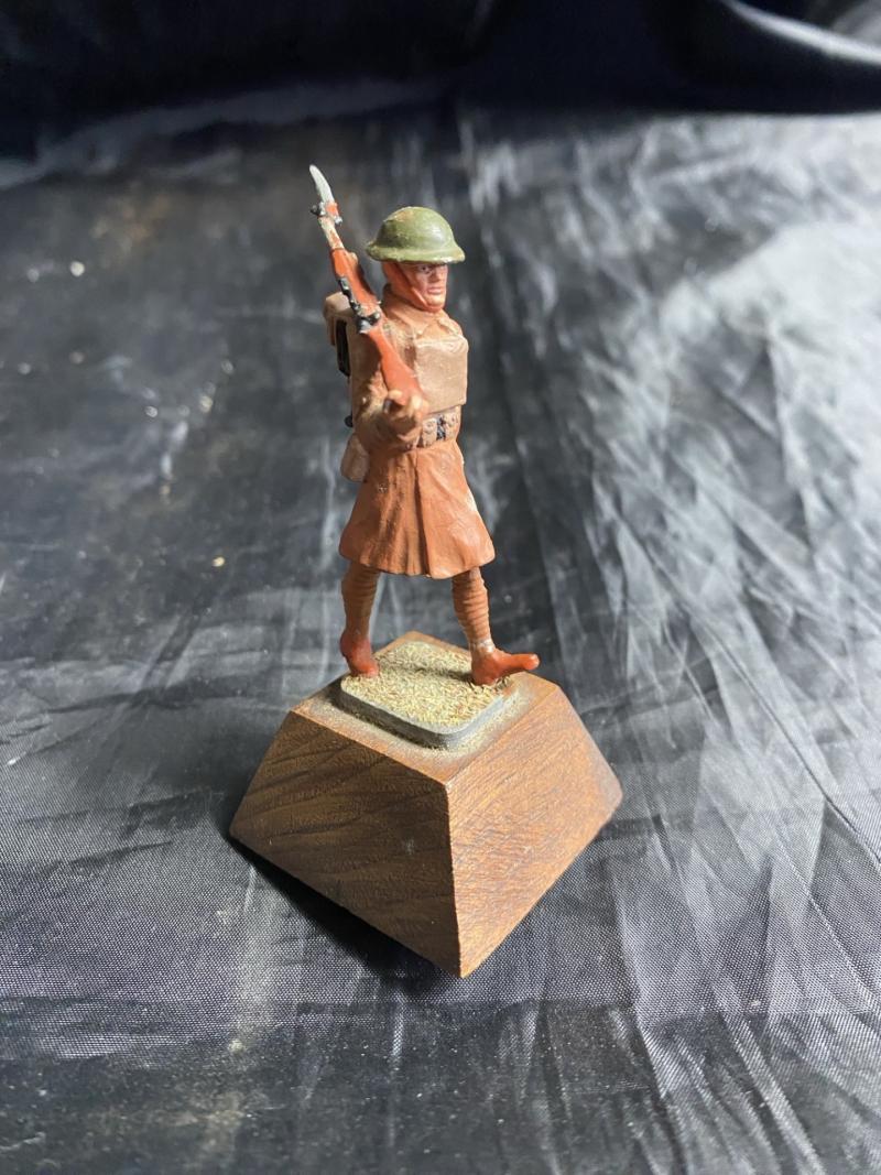 WW1 SOLDIER FIGURE