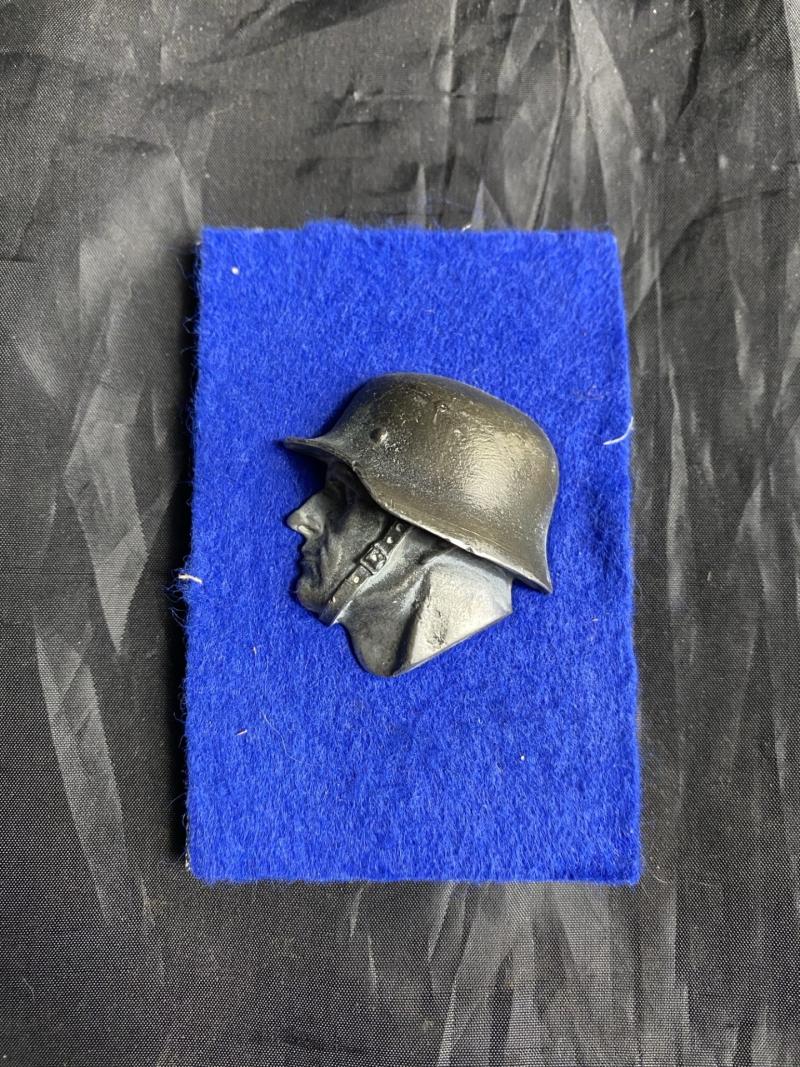 GERMAN SOLDIER GLASS PLATE