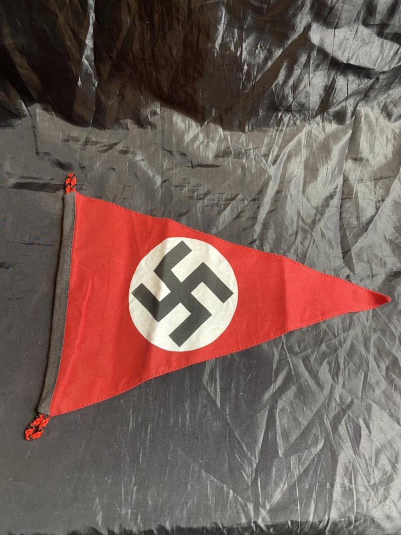 REPRODUCTION WW2 GERMAN NSDAP PENNANT