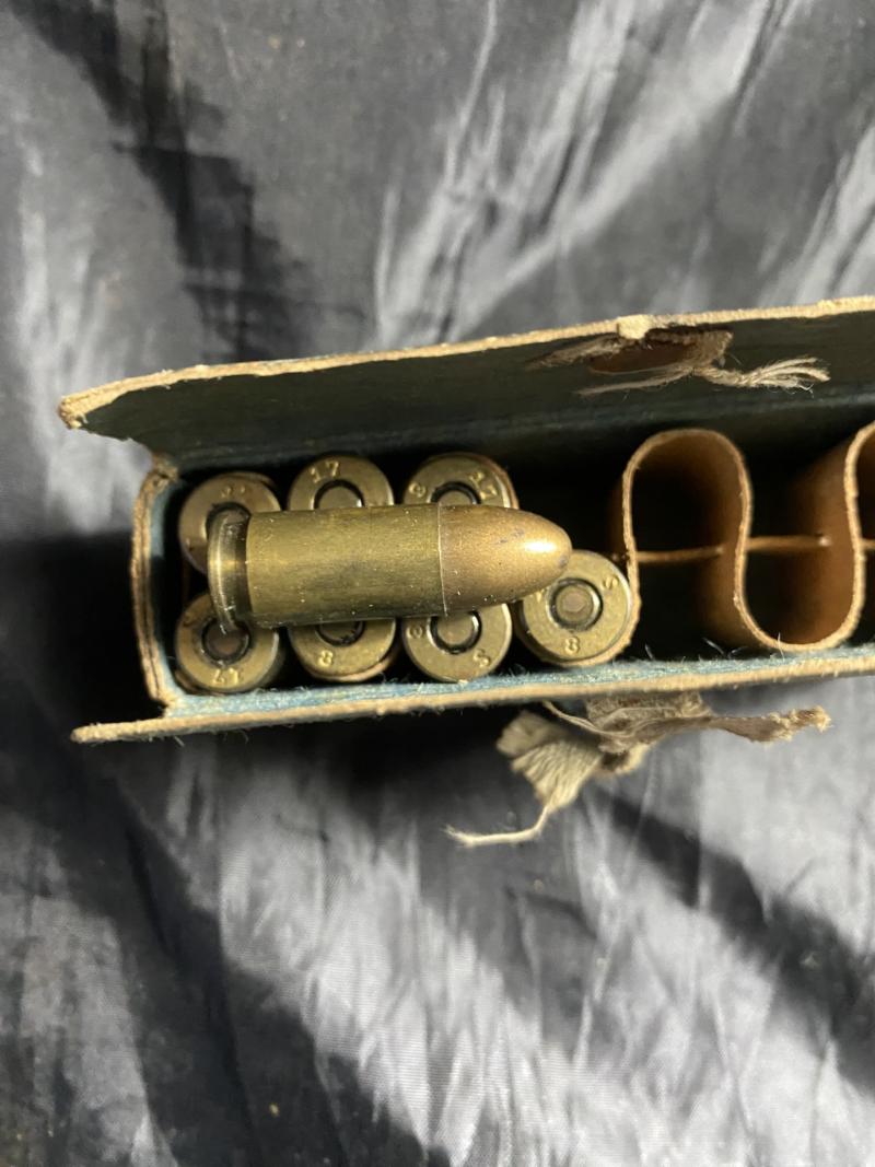 Chase Militaria | 8 X WW1 9MM UNSTRUCK ROUNDS IN ORIGINAL BOX (INERT)