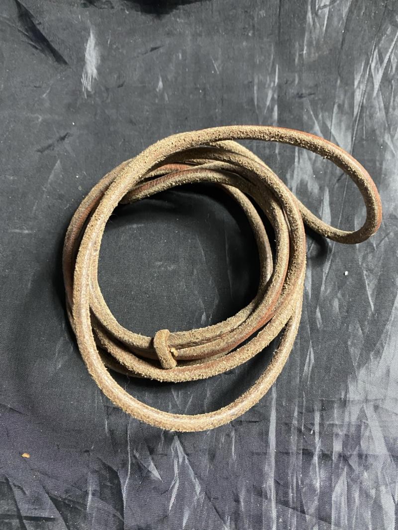 WW2 BRITISH OFFICER'S LEATHER LANYARD