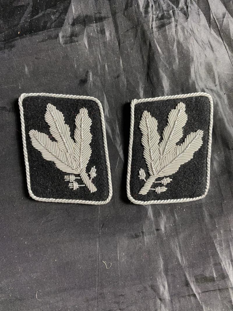 REPRODUCTION WW2 GERMAN SS OFFICERS COLLAR TABS