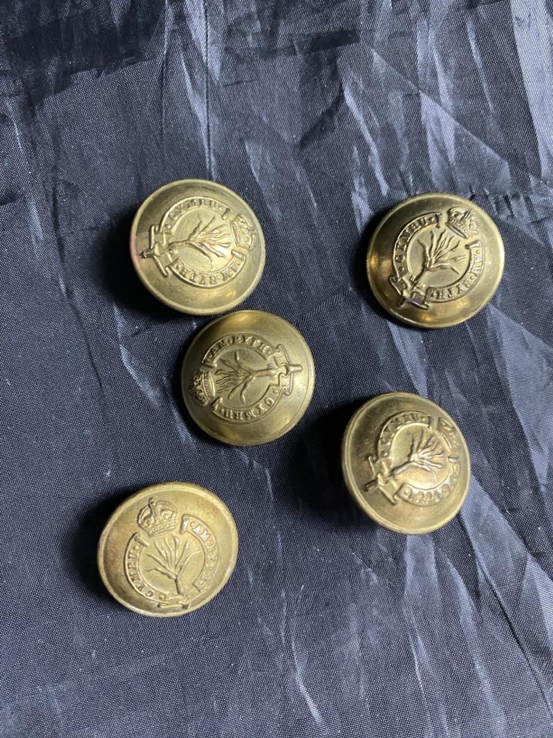 5 X WELSH GUARDS MILITARY UNIFORM BUTTONS