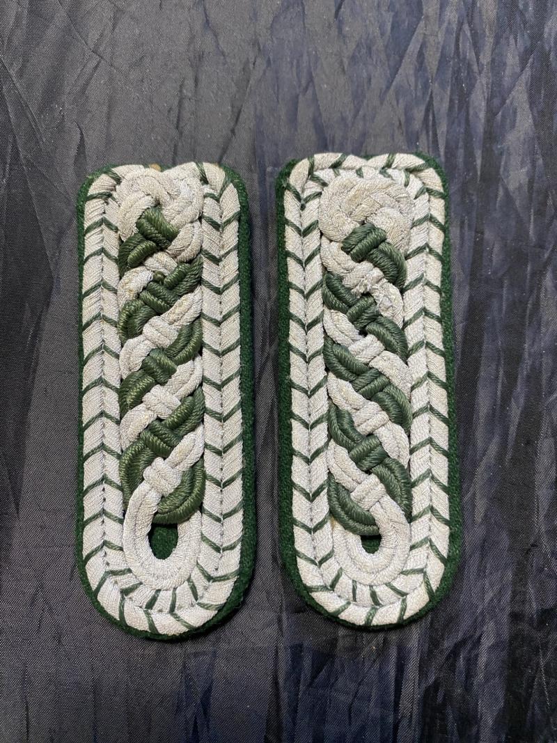 WW2 GERMAN POLICE SHOULDER BOARDS