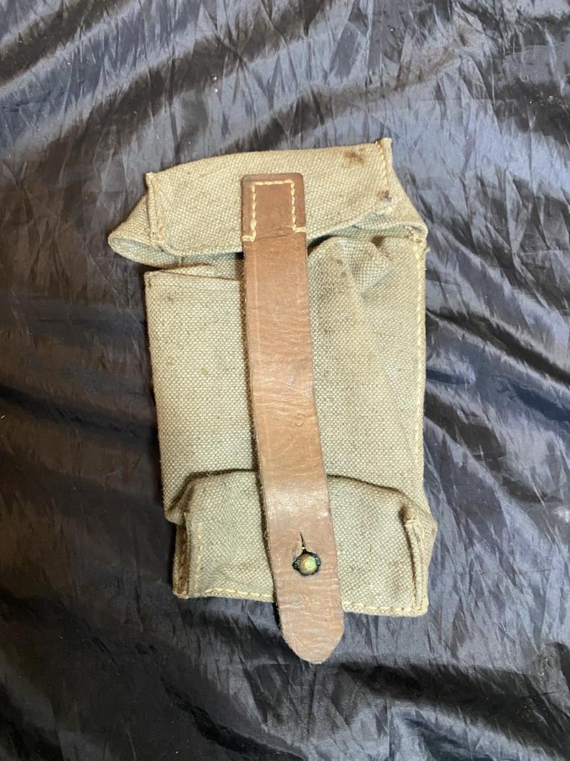 ZB26-30 CANVAS MAGAZINE POUCH