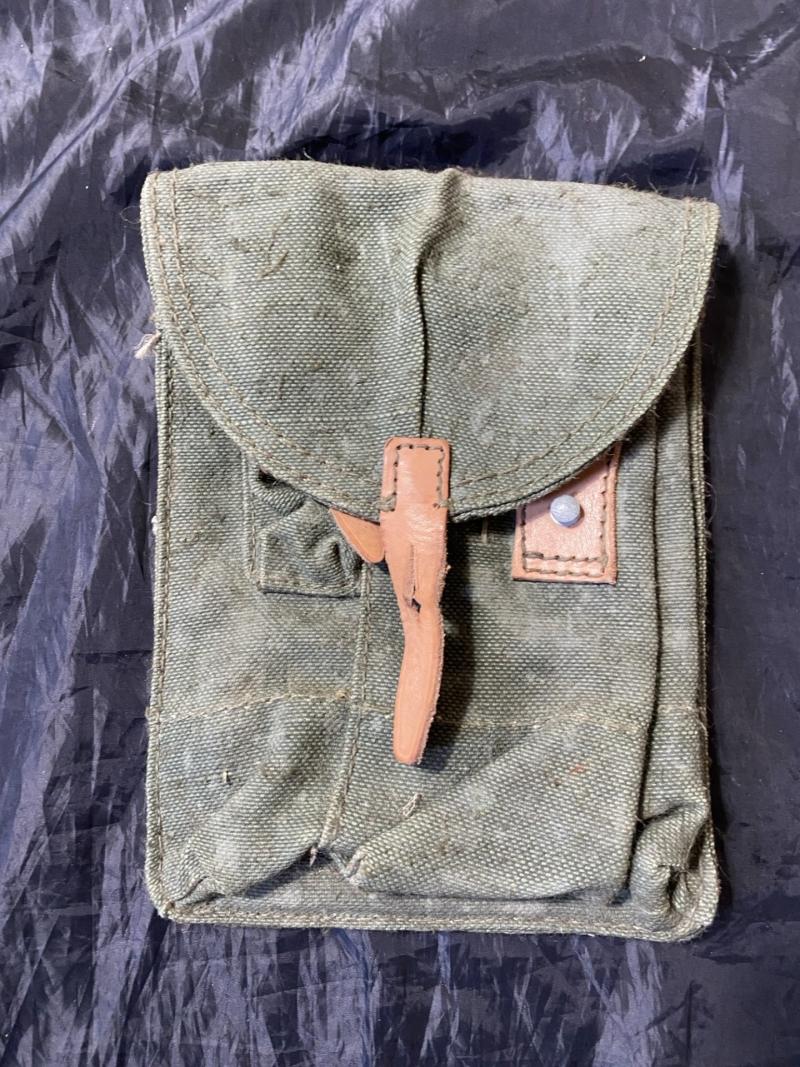 AK CANVAS MAGAZINE POUCH