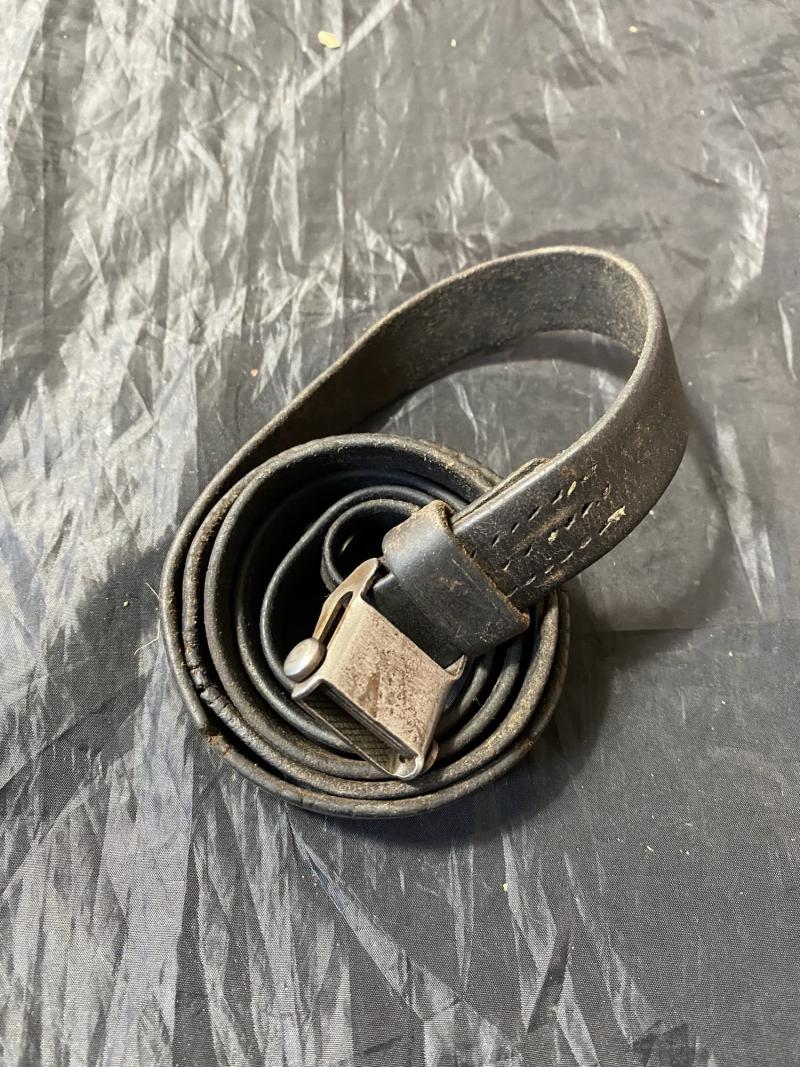 WW2 GERMAN MP40 LEATHER SLING