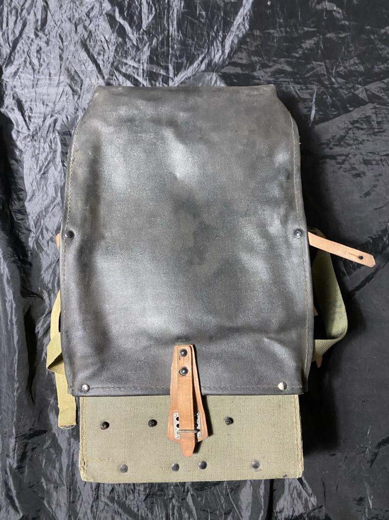 SOVIET RPG-2 ROCKET BACKPACK