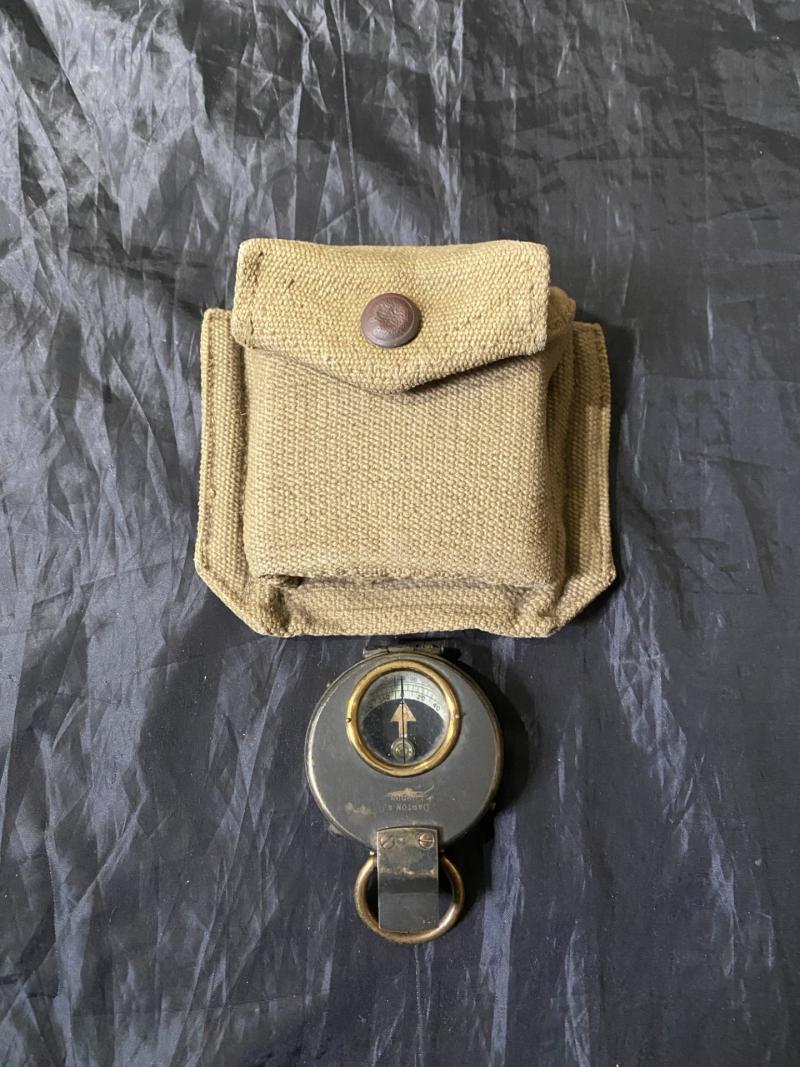 WW2 BRITISH F.DARTON & CO. COMPASS AND POUCH