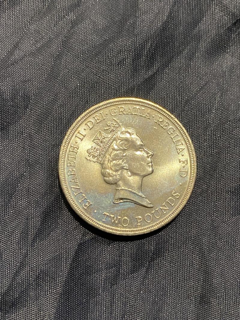 1989 TERCENTENARY OF THE BILL OF RIGHTS £2 COIN