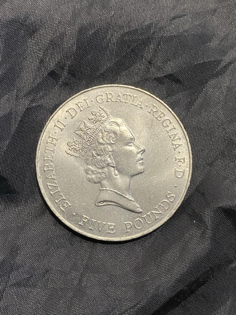 UK HM 1966 QUEENS 70TH BIRTHDAY DECIMAL £5 COIN