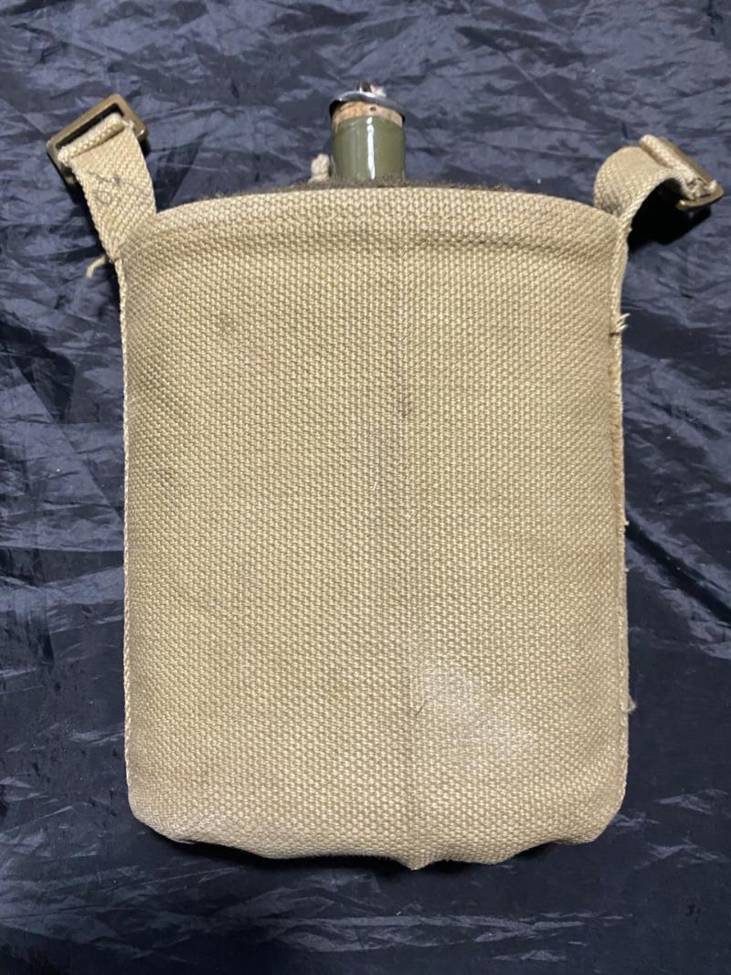 WW2 BRITISH WATER BOTTLE AND CARRIER