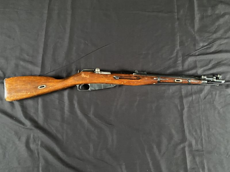 DEACTIVATED 1944 SOVIET MOSIN NAGANT M44 CARBINE (MATCHING) (UK DEACTIVATION)