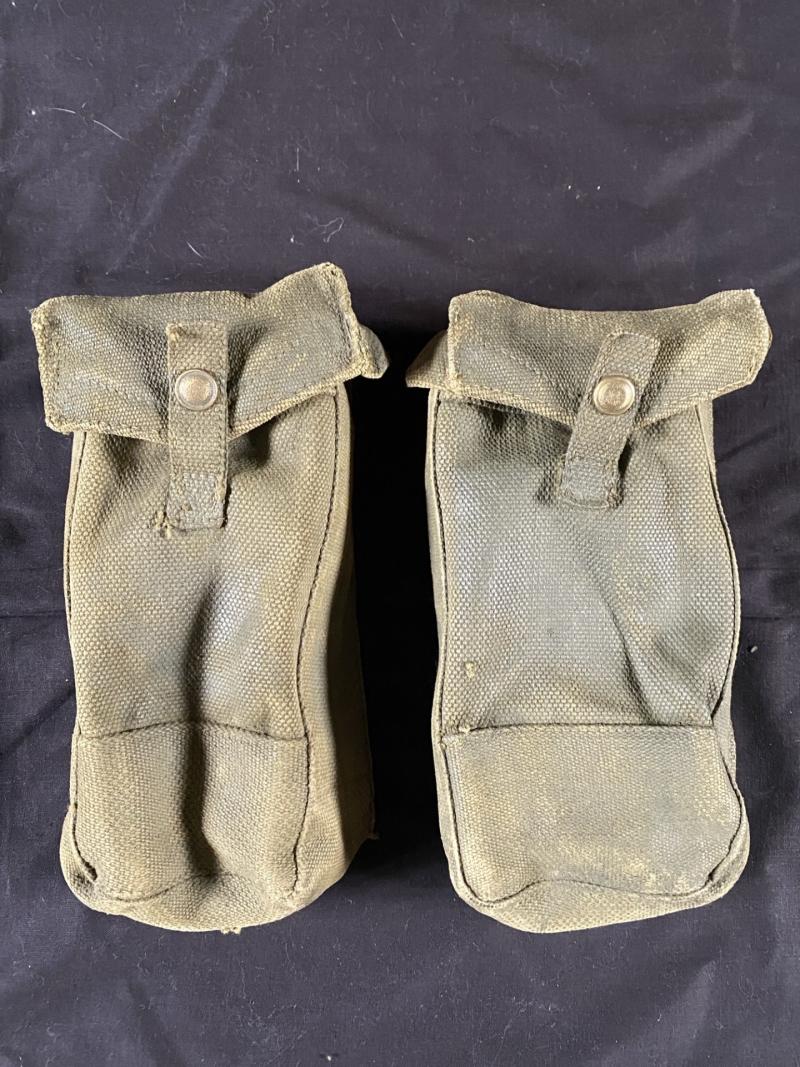 A SET WW2 BRITISH 37 PATTERN MKIII AMMUNITION POUCHES