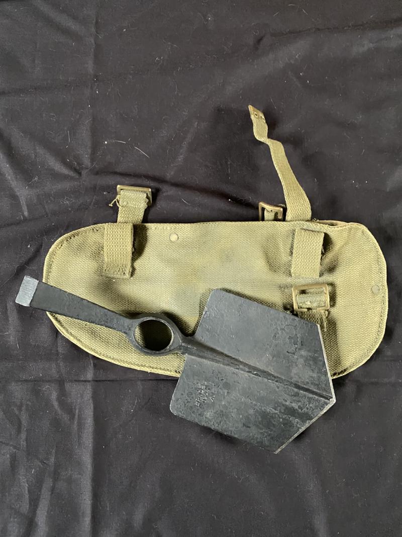 WW2 BRITISH ENTRENCHING TOOL + COVER