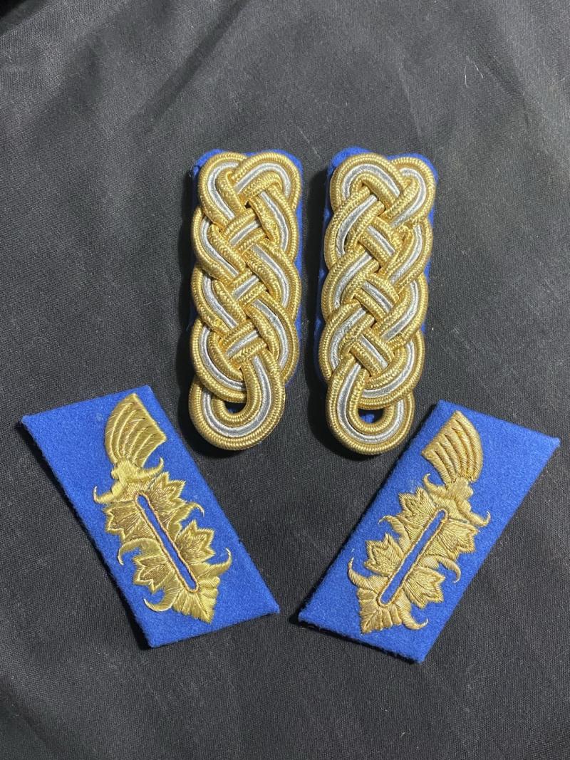 WW2 GERMAN COASTAL ARTILLERY GENERAL'S COLLAR TABS AND SHOULDER BOARDS