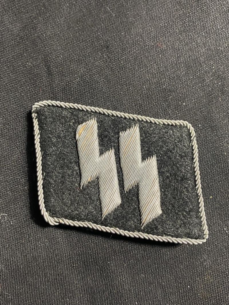 WW2 GERMAN SS OFICER'S COLLAR TAB