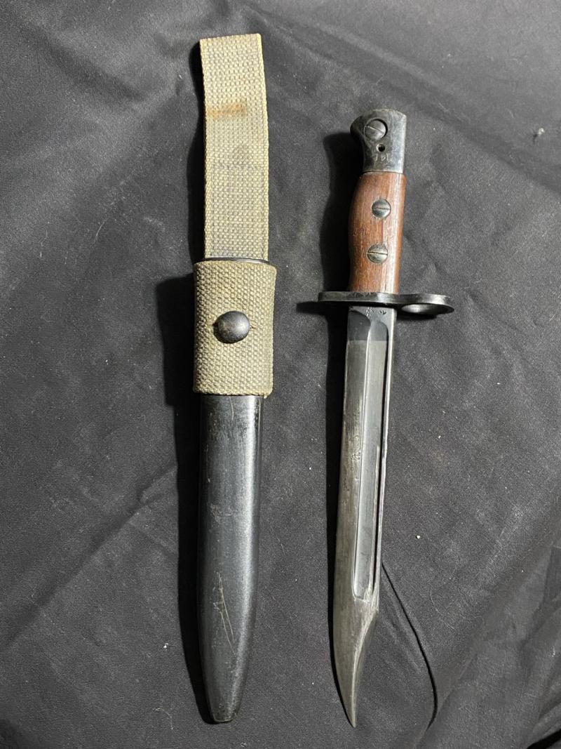 ENFIELD NO.5 JUNGLE CARBINE BAYONET