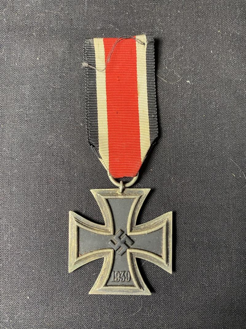 WW2 GERMAN IRON CROSS 2ND CLASS