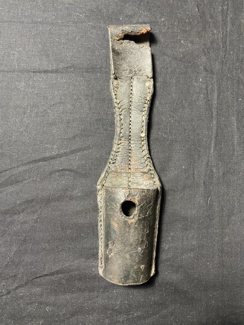 WW2 GERMAN K98 RIFLE BAYONET FROG