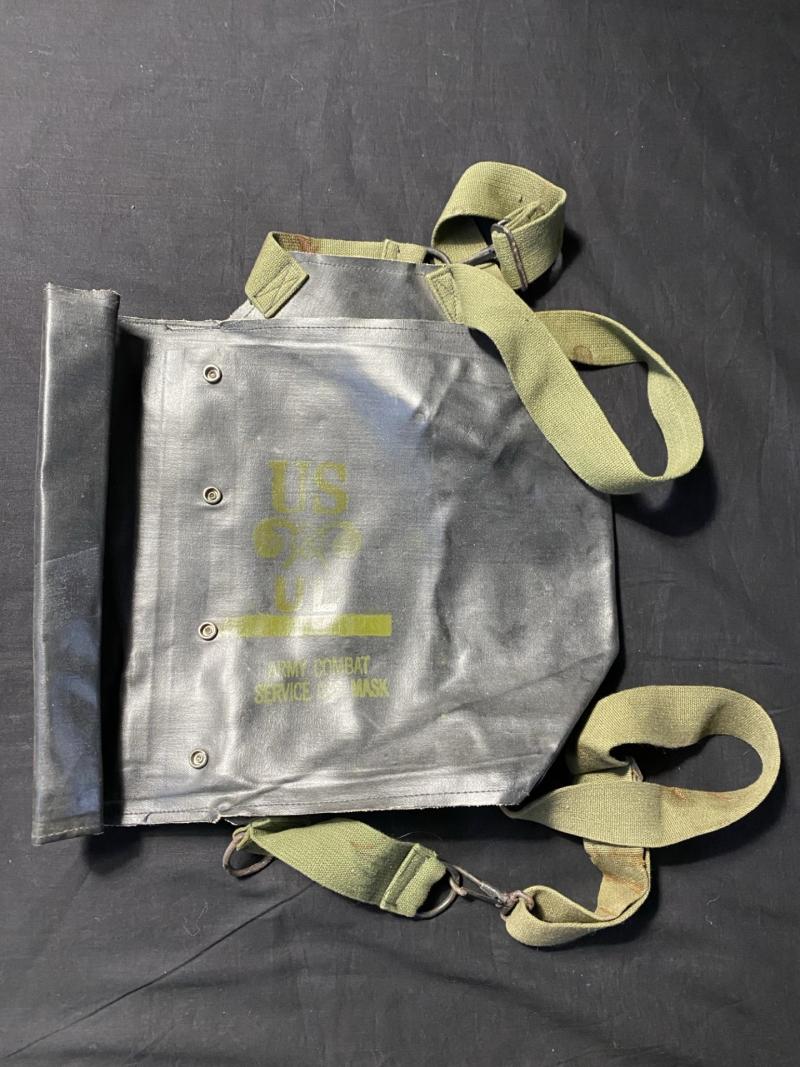 WW2 U.S. M7 ASSAULT GAS MASK BAG